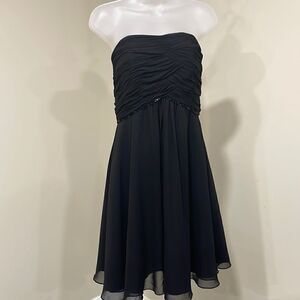 NWOT White House Black Market Cocktail Dress. Size 8 M medium